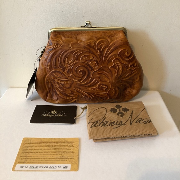 Patricia Nash Handbags - Patricia Nash SAVENA Tooled Leather WristletClutch